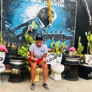 Meet your Posher, Jasett